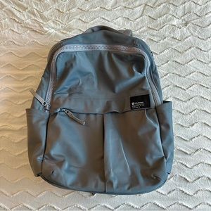 Lululemon Everyday Backpack 2.0 23L / Grey
